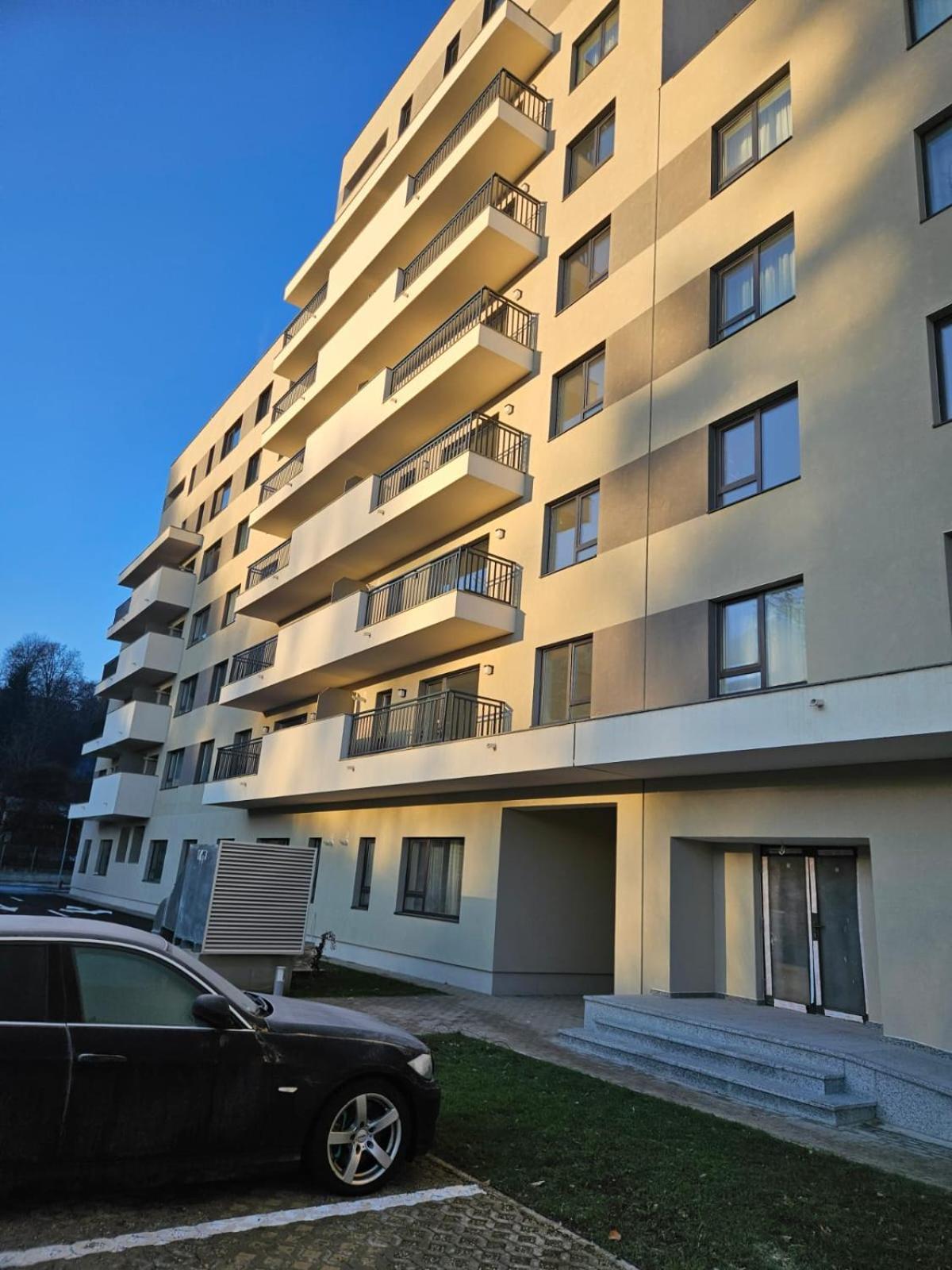 Garsoniera Gabrielle Apartment Brasov Ngoại thất bức ảnh